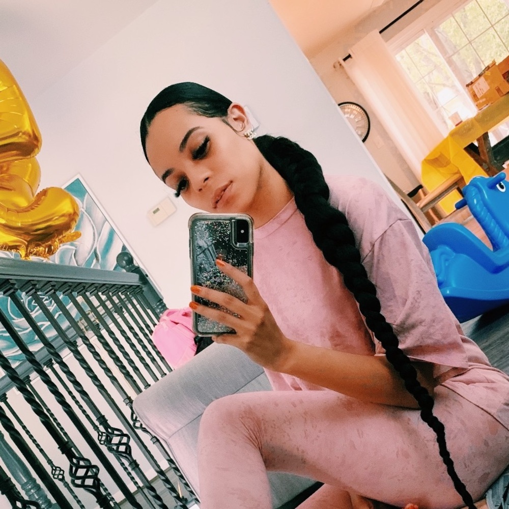 Meet your Posher, Melissa